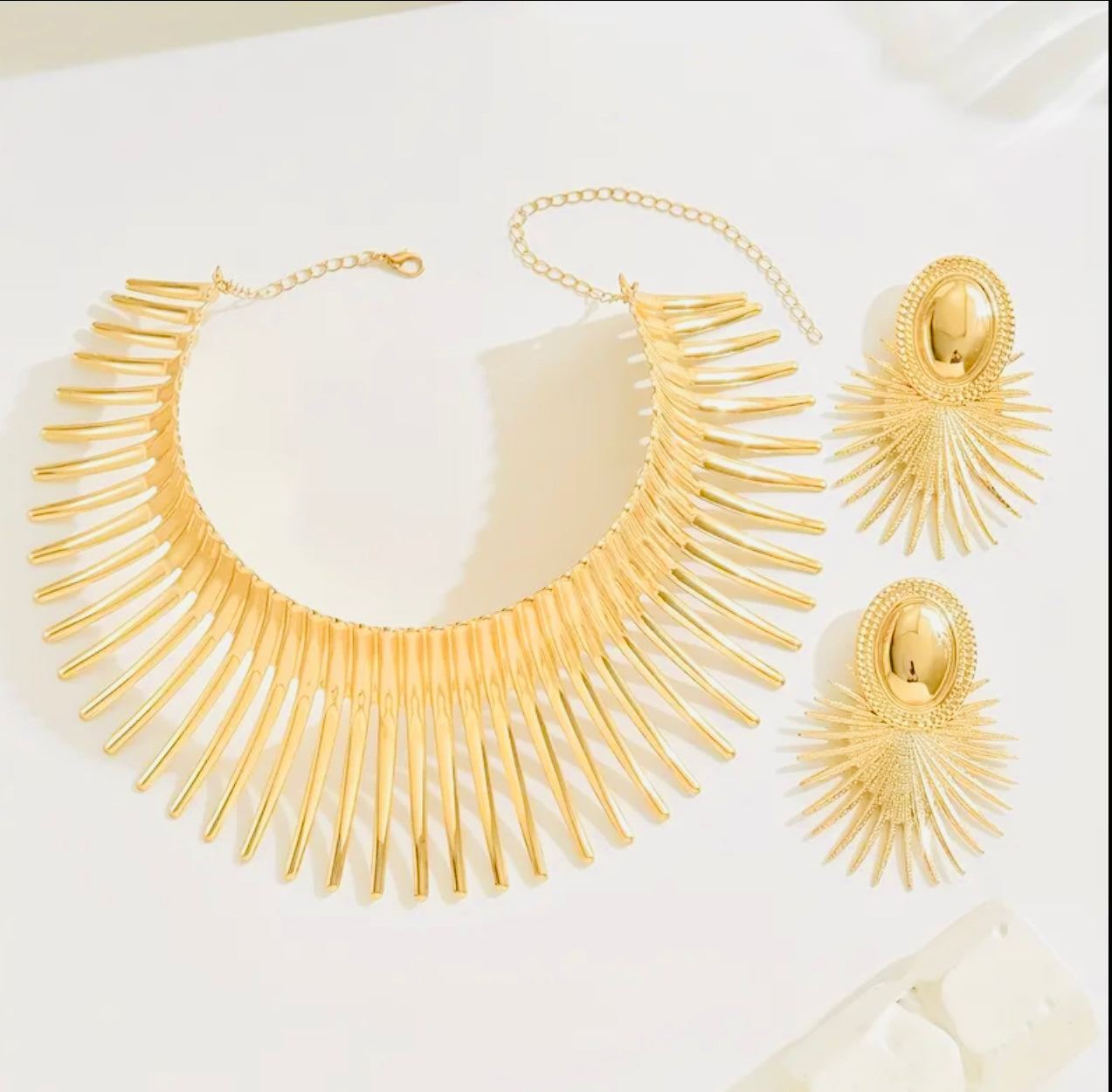 Assortiments collier boucles