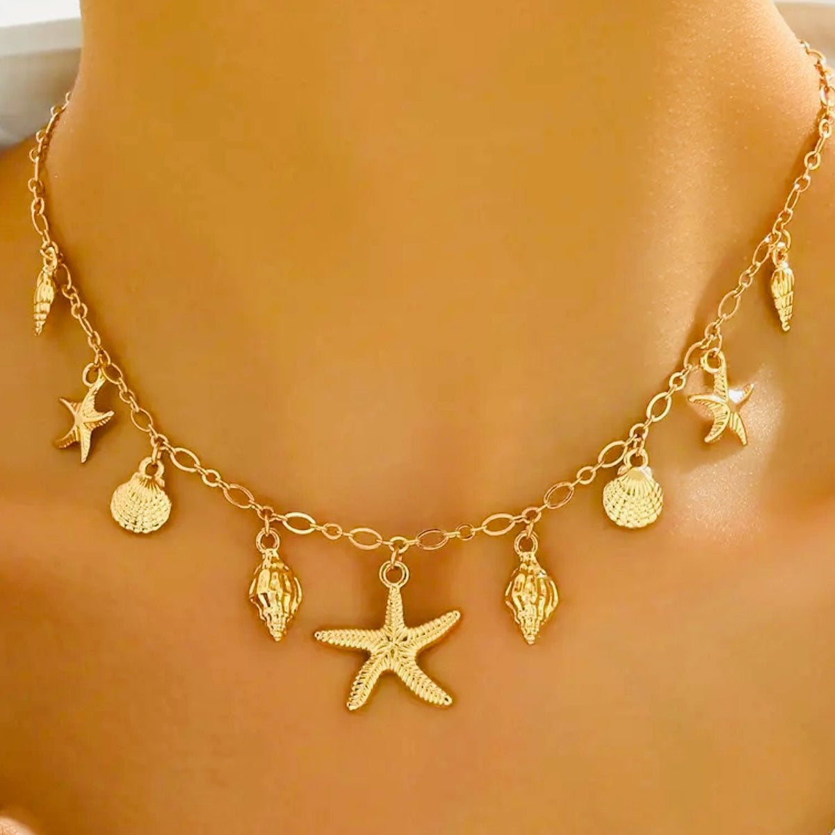 Collier pendentif coquillage